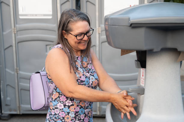 Best Luxury portable toilet rental  in Nutter Fort, WV